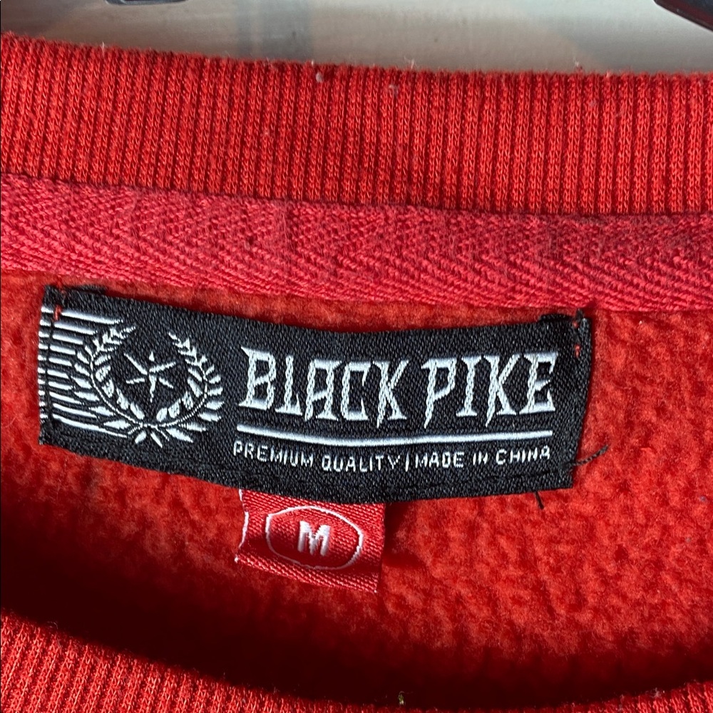 Black Pike Red Crewneck Sweater with Savage Bear Graphic Size M - Picture 2 of 8